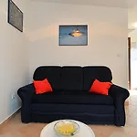 House Kristina 1203 بيت للعطل