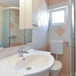 House Kristina 1203 بولا