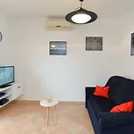 House Kristina 1203 بيت للعطل *